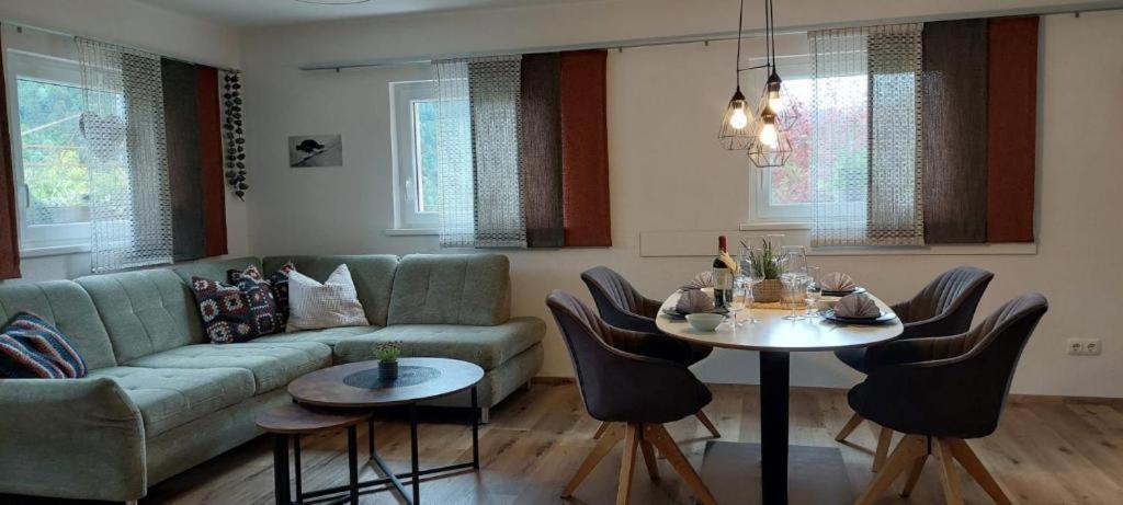 Appartement Haus Adrian à Wald am Arlberg Extérieur photo