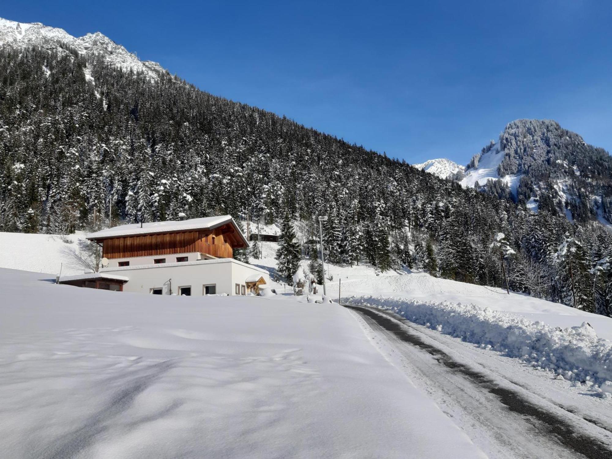 Appartement Haus Adrian à Wald am Arlberg Extérieur photo