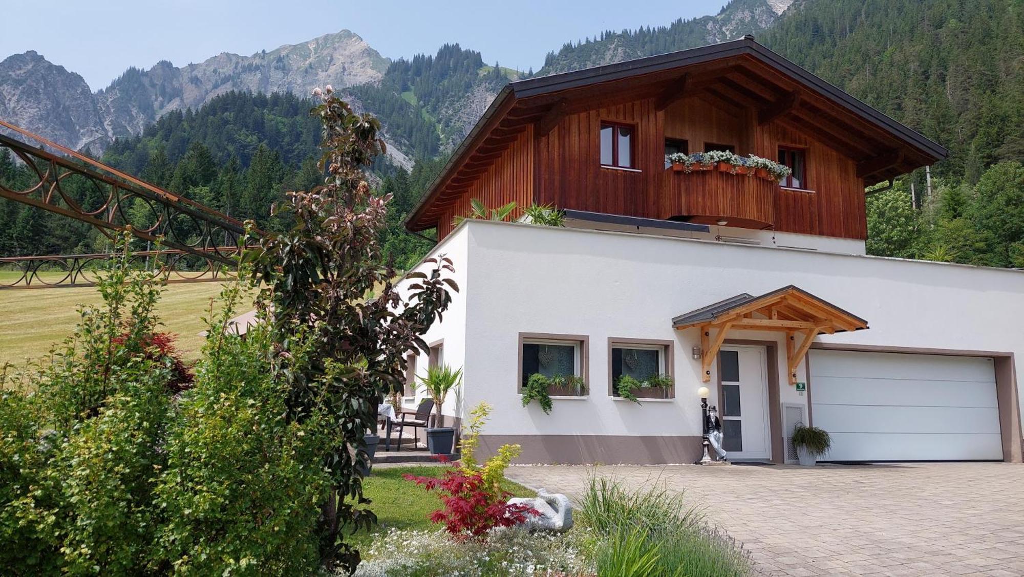 Appartement Haus Adrian à Wald am Arlberg Extérieur photo